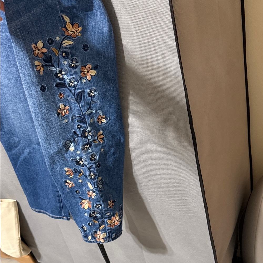 Chico's Blue Cropped Jeans with Floral Embroidery - Picture 2 of 7